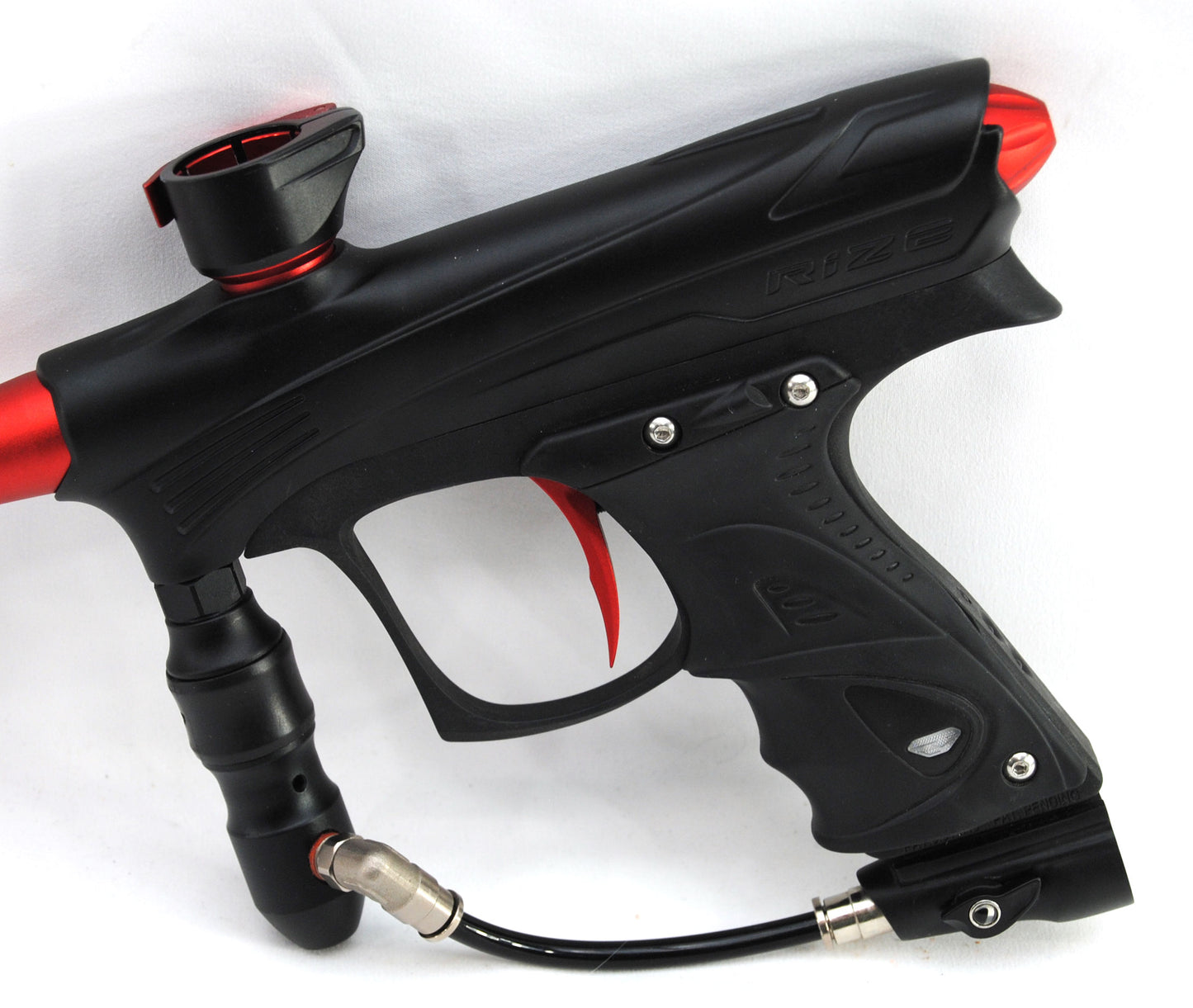 Used Dye Rize CZR - Black/Red