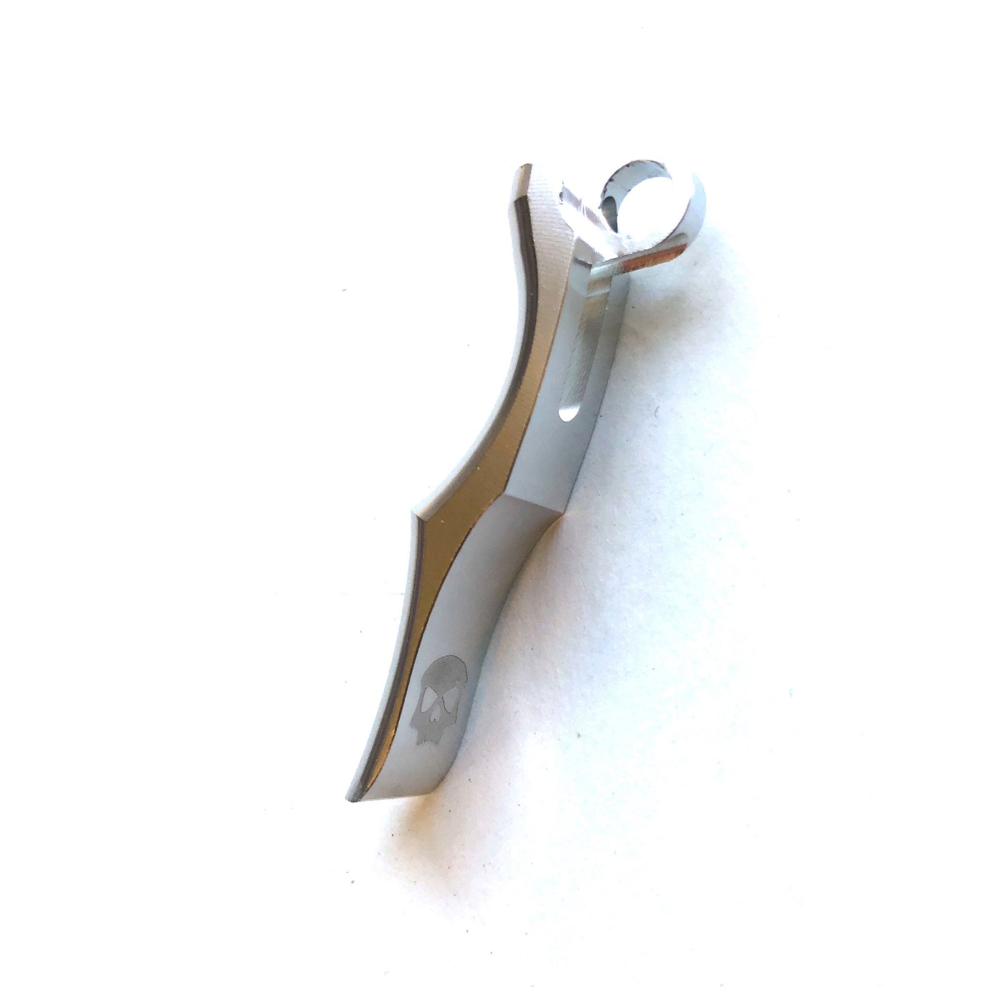 Infamous Adjustable CS2 DNA Deuce Trigger - Silver - Infamous