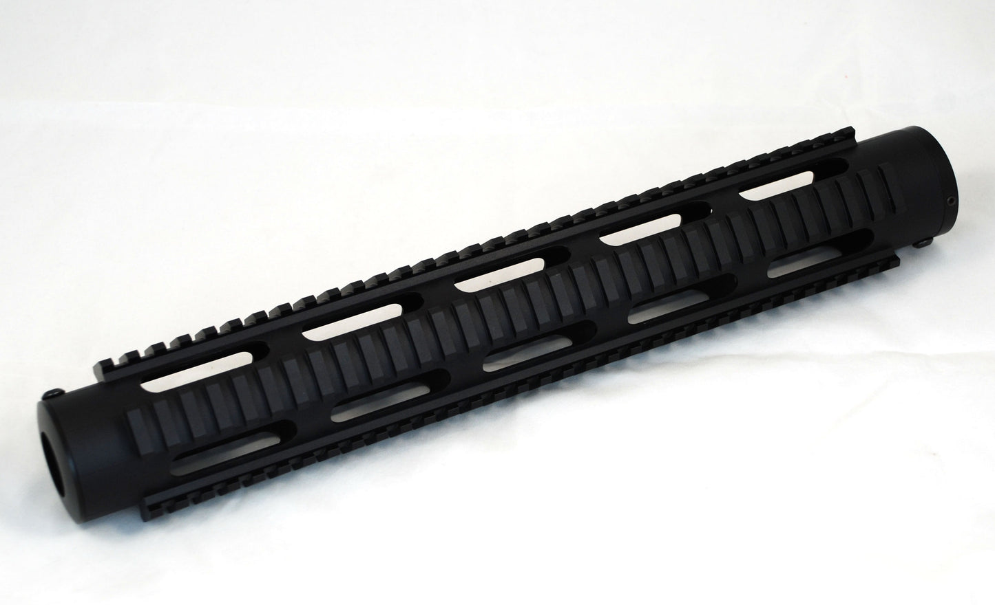 Universal Aluminum Shroud with Weaver Rails - fits 1" OD barrel - 15" - 3Skull